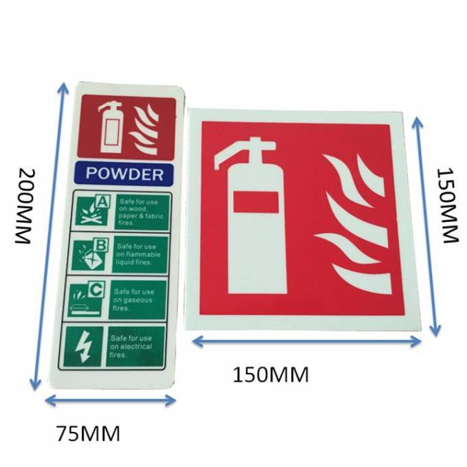 Luminescent πυράκτωση σημαδιών οδηγιών εξοπλισμού πυρκαγιάς στη σκοτεινή σήμανση ασφάλειας
